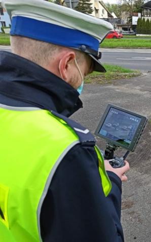 [VIDEO] Nowy policyjny dron pomoże dbać o bezpieczeństwo na drogach
