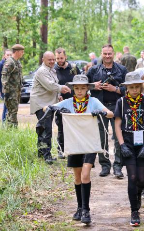 [VIDEO] Akcja „sprzątaMY” z udziałem Pary Prezydenckiej